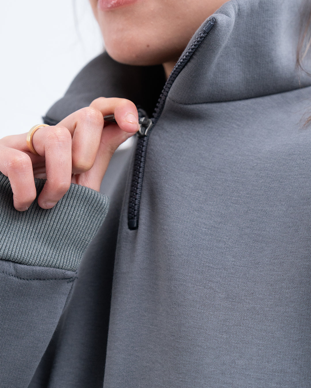 Quarter Zip Sweatshirt ( unisex)
